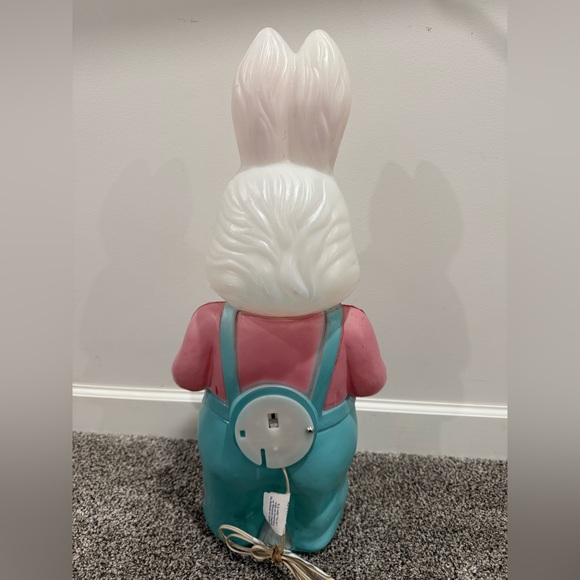 Vintage Mr and Mrs Easter Bunny blow molds - Picture 7 of 13